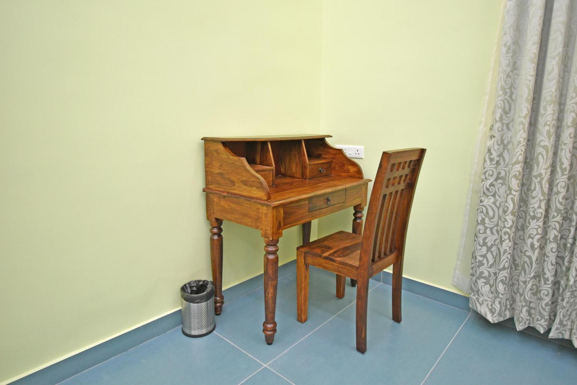 Le Colonial Suites Pondicherry Esterno foto