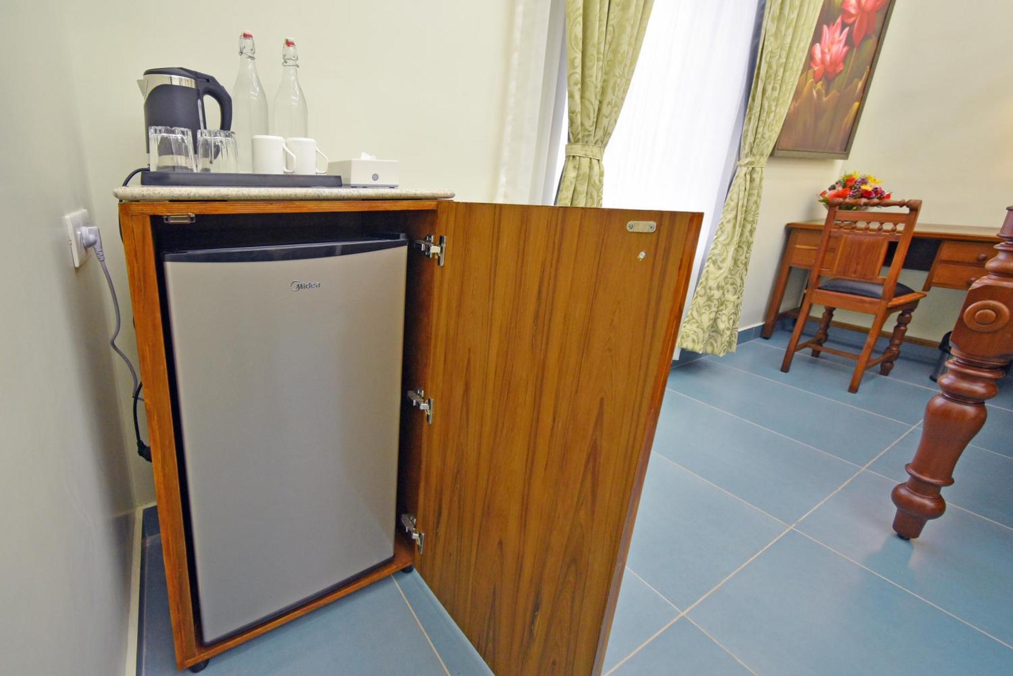 Le Colonial Suites Pondicherry Esterno foto